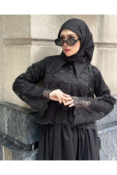 Celine Lace Top in Black